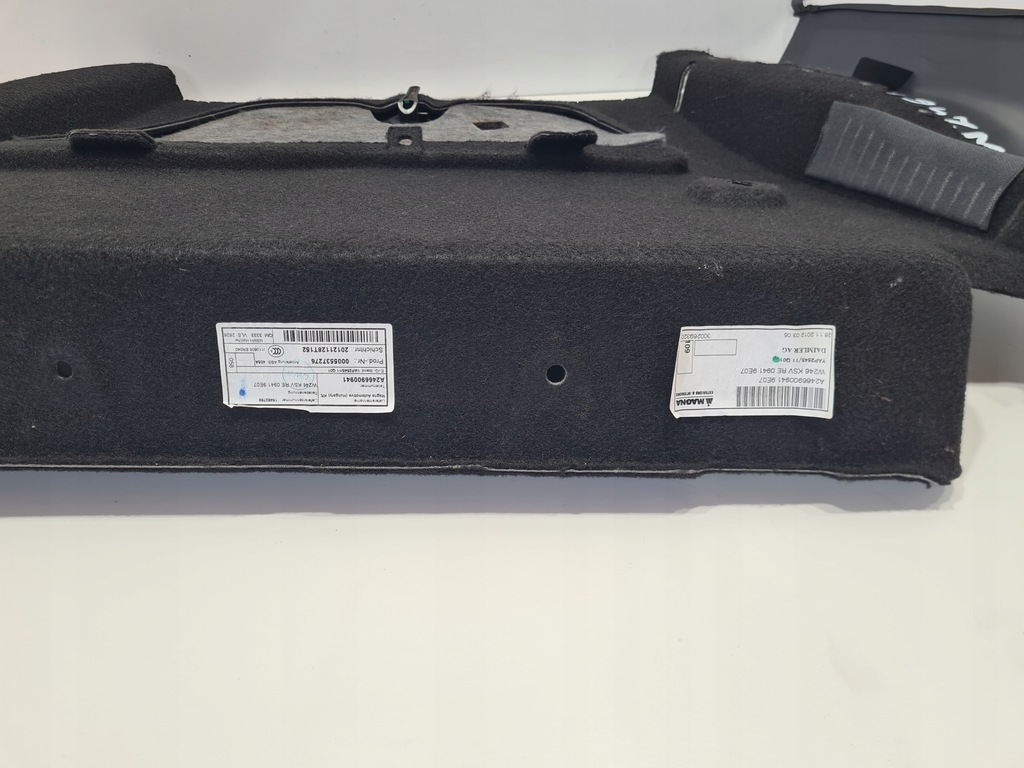 фото №6, Mercedes b-klasa w246 обшивка багажника правый