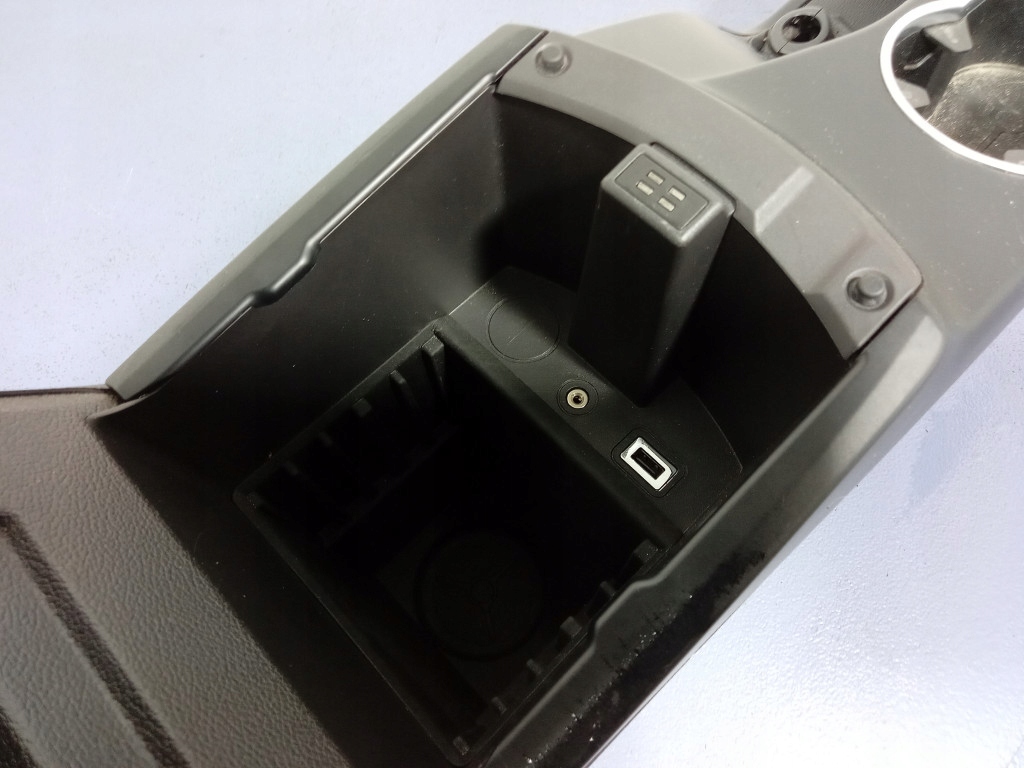 фото №10, Ford kuga ii mk2 13- туннель средний подлокотник eu