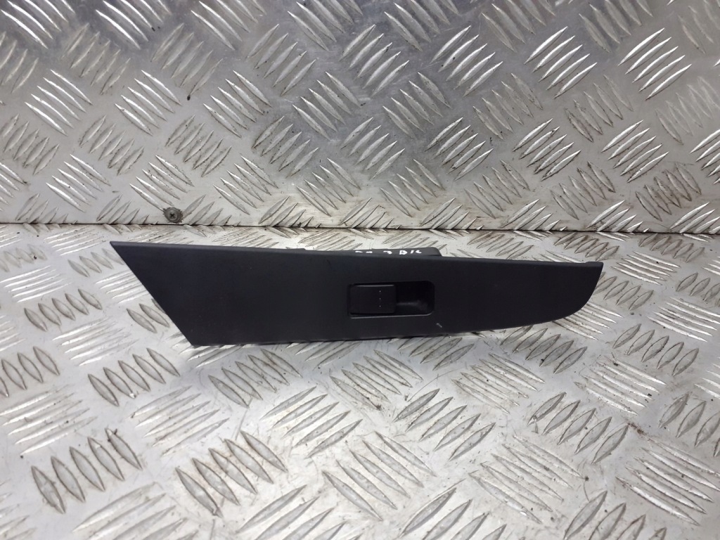 фото №1, Панель управление стекло левый задняя mazda 3 bk