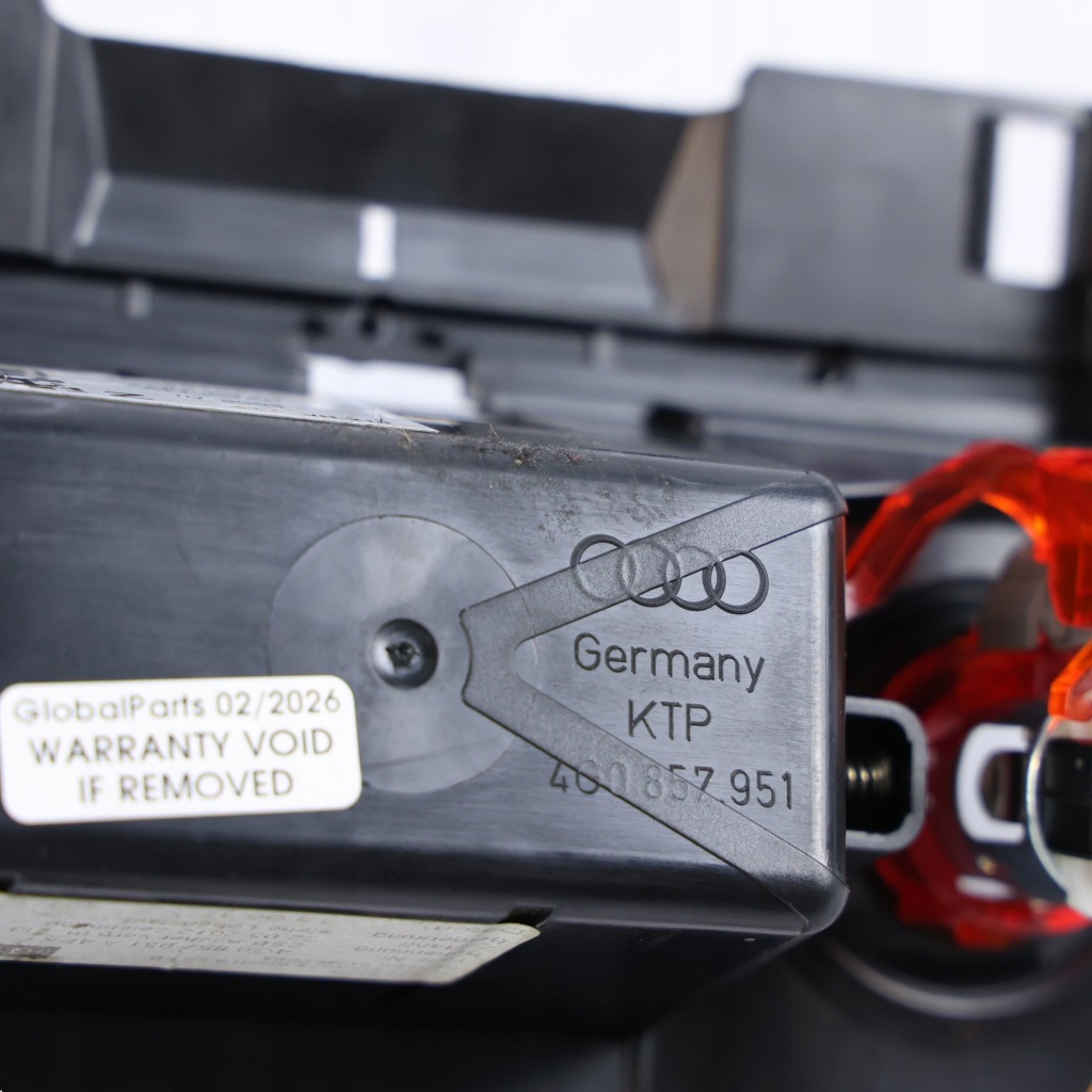 фото №11, Audi a6 c7 консоль средняя туннель бардачок пепельница 4g0857951a