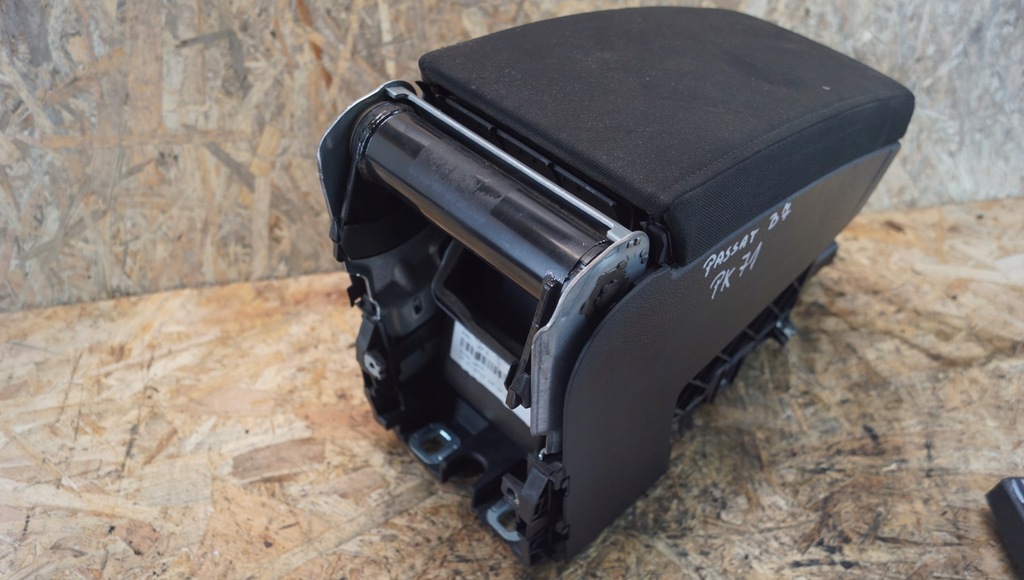 фото №5, Подлокотник vw passat b7 3c0864207p