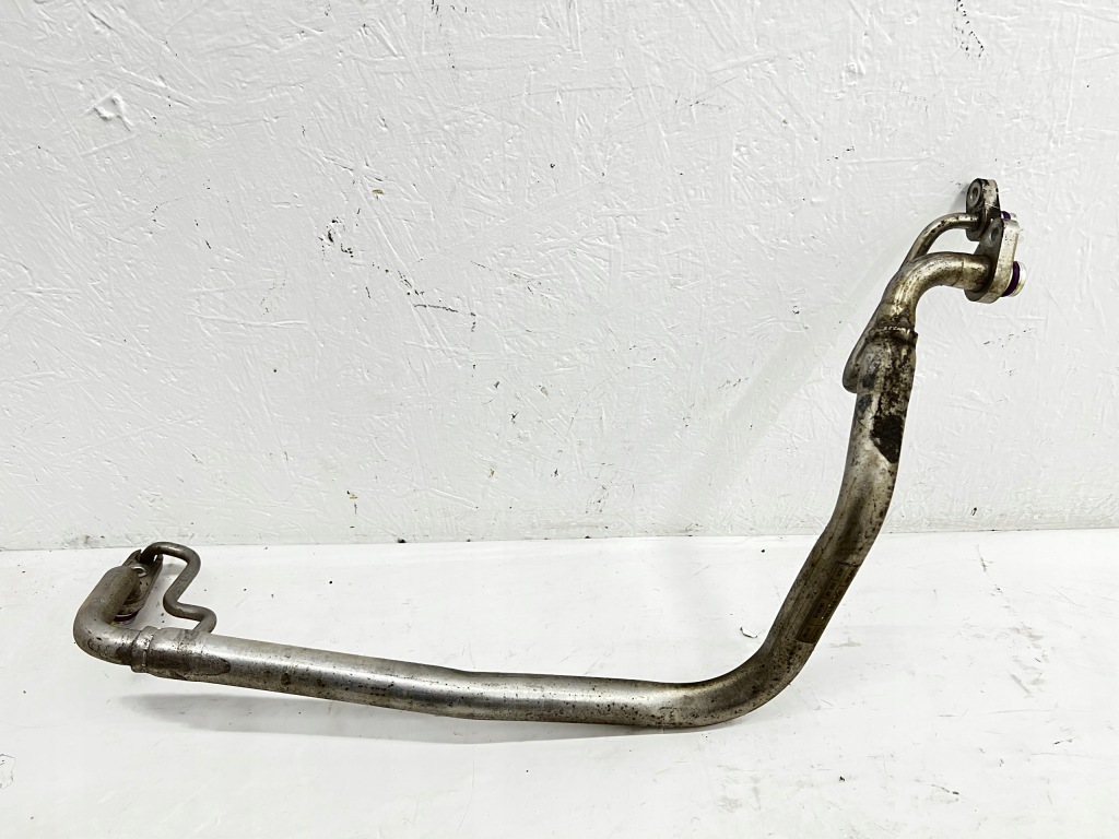 Купити Шланг труба патрубок кондиціонера vw passat b8 2.0 tdi5q1816738c