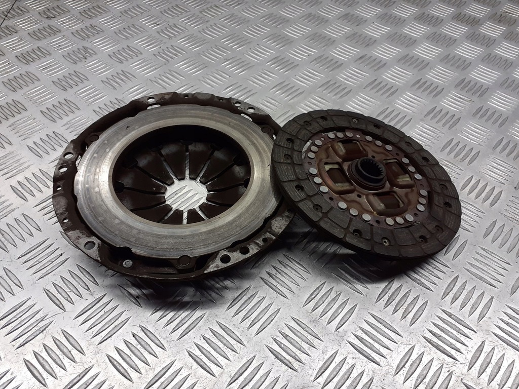 фото №1, Притиск зчеплення toyota yaris i 1.3