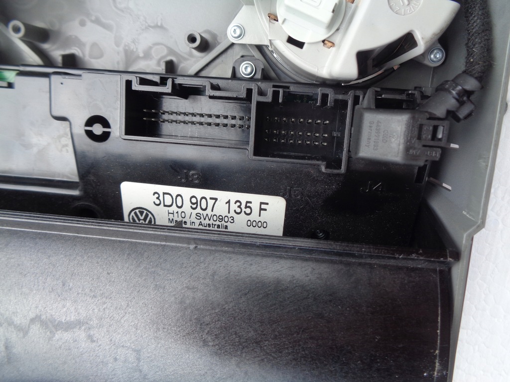 фото №7, Лампа потолочный vw phaeton lift 3d0907135f