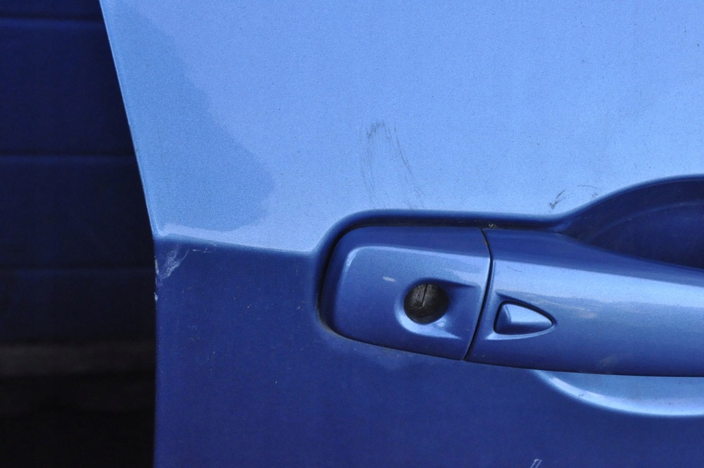 фото №7, Nissan micra k14 дверь правый перед keyless