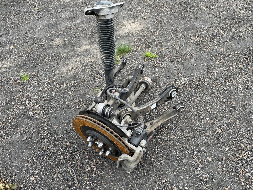 фото №5, Hyundai ioniq 5 ev6 поворотный кулак правая задняя задняя 4x4 идеальное состояние