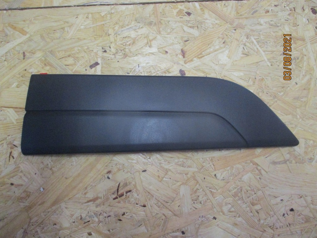 фото №1, Iveco daily молдинг бампер правый перед 2014-