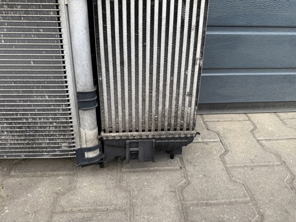 Opel meiva b 1.4 turbo радіатор вентилятор комплект Оригінал