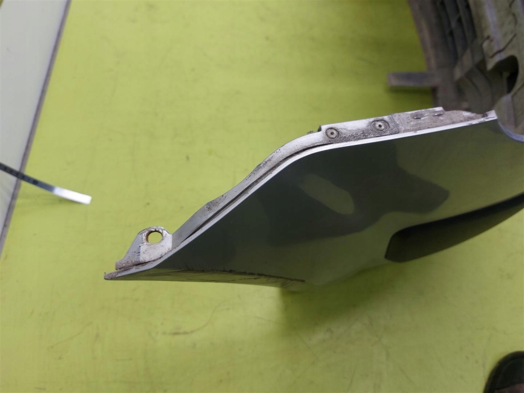 Купити Бампер перед передній kia rio 2 2005-2009 дорестайлінг  clear silver