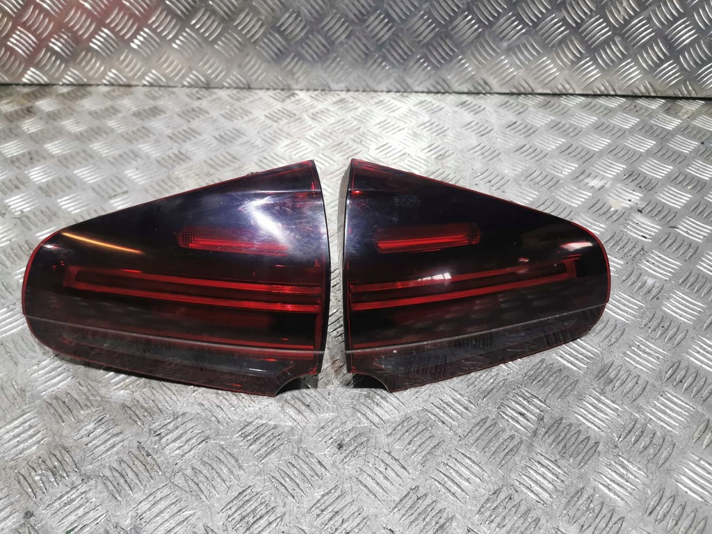 фото №1, Porsche cayenne 7p5 gts lift 14-17 led правая задняя