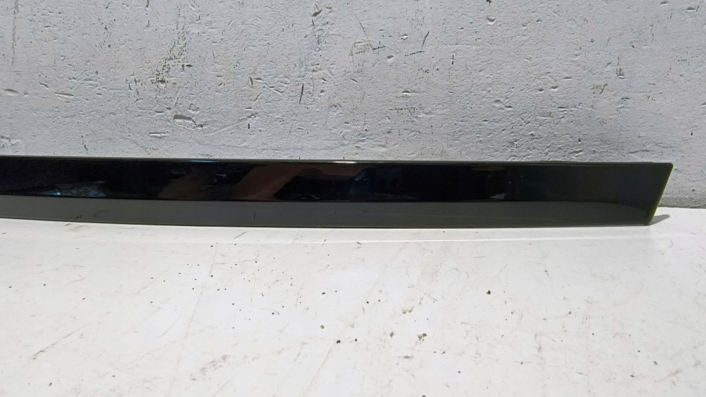 Молдинг багажника задний  tesla model s рестайлинг Доставка