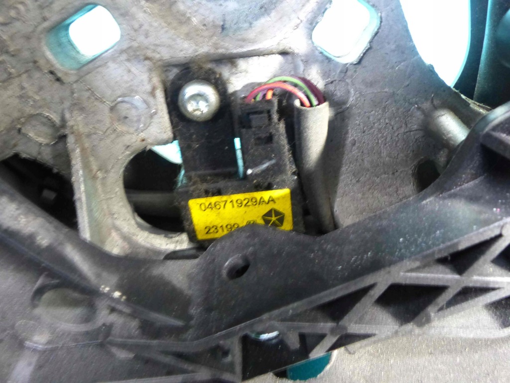 фото №10, Повітропровід шкіра круїз-контроль jeep patriot 06-11