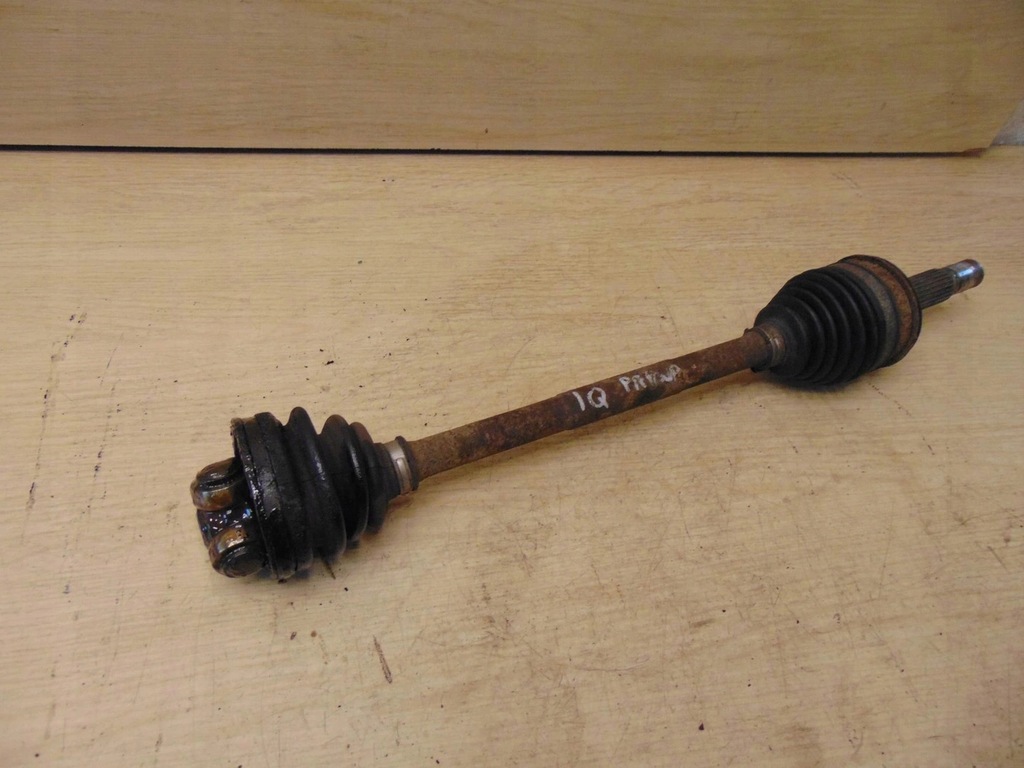 фото №1, Приводной вал правая перед toyota iq 1.0