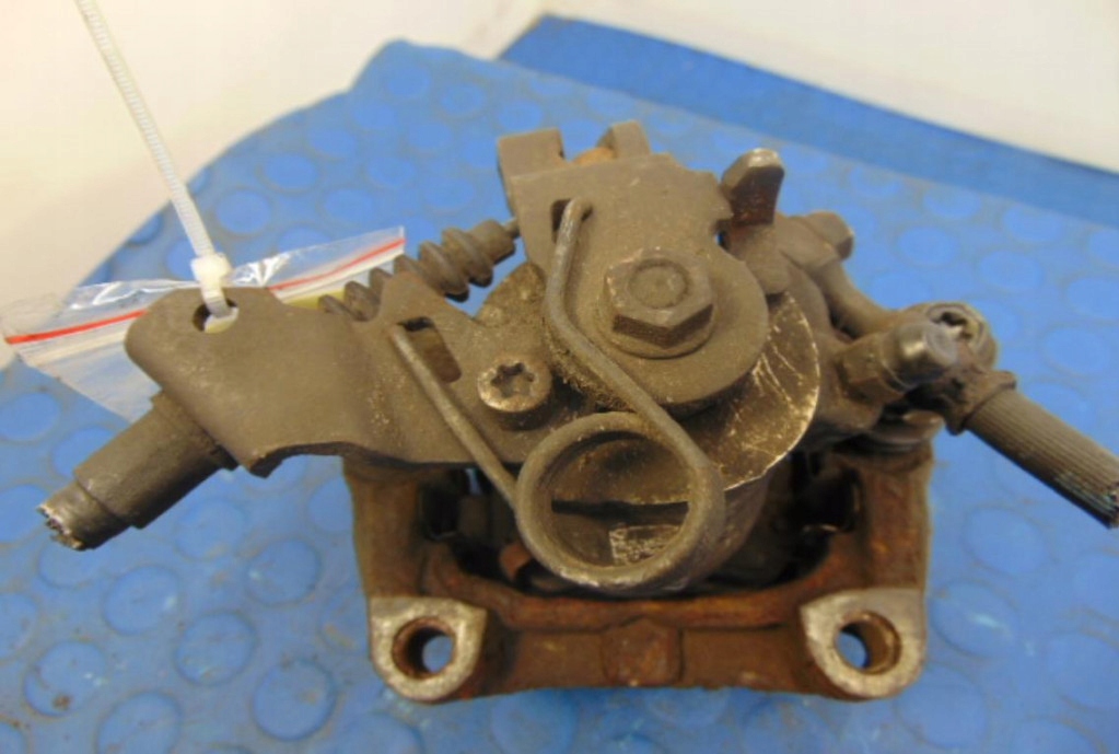 фото №3, Cadillac srx wal приводной перед