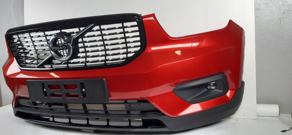 фото №2, Volvo xc40 r-design бампер перед 725