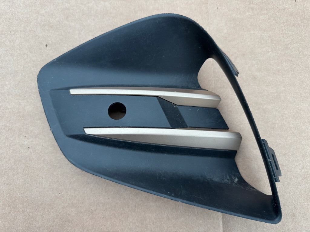 Купить Бампер левая решётка renault clio v 5 оригинал нет клееная