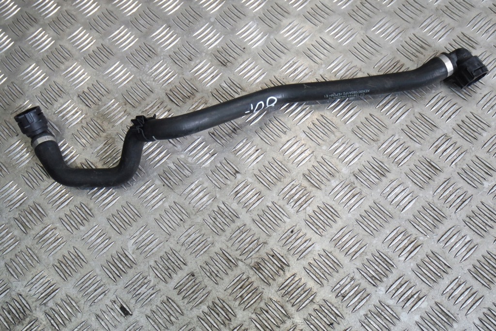 фото №1, Шланг wody охлаждение mercedes w222 a2225017701