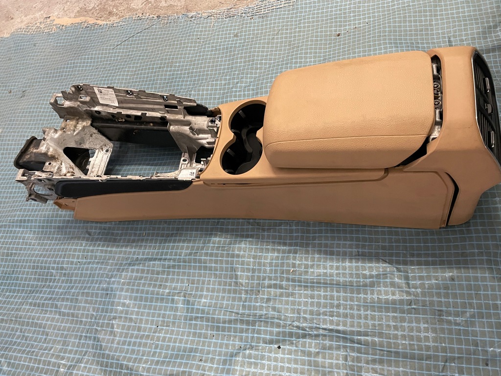 фото №14, Porsche macan s 95b сидіння сидіння заднє сидіння тунель середній бежеві