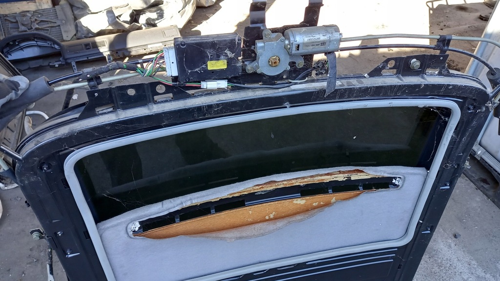 фото №5, Люк mitsubishi space star