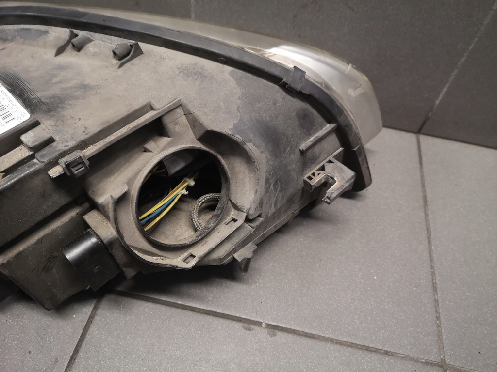 фото №10, Лампа ксенон левый перед audi a4 b7 eu 8e0941003am