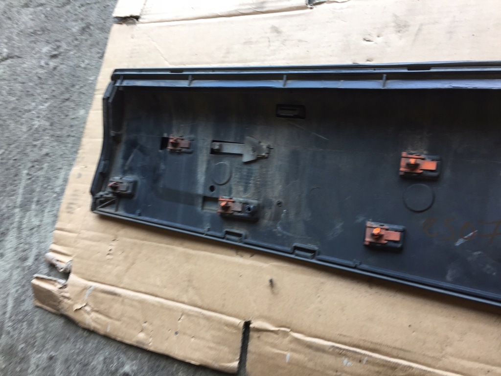 фото №11, Audi q7 4l lz9y молдинг нижняя дверь левый задняя задняя