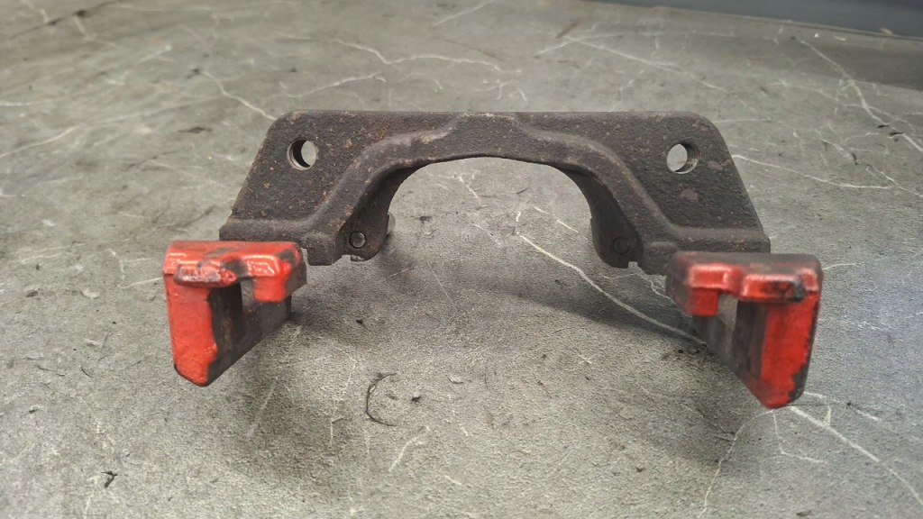 Купить Скоба правый перед bmw e60