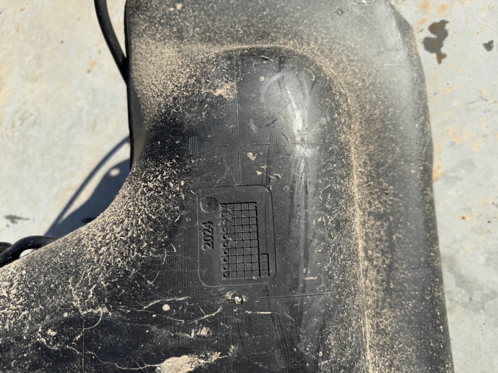 Peugeot 208 ii lift 24r 1.2 thp bak бак топлива бензин 9844106880 Доставка