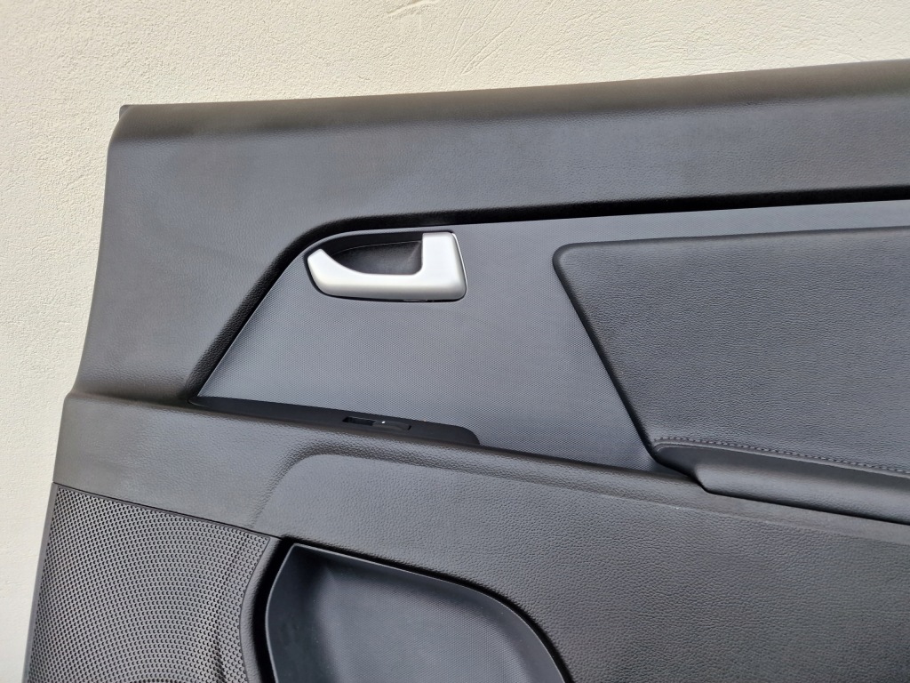 фото №6, Обшивка оббивка двері правий задня kia sportage iii