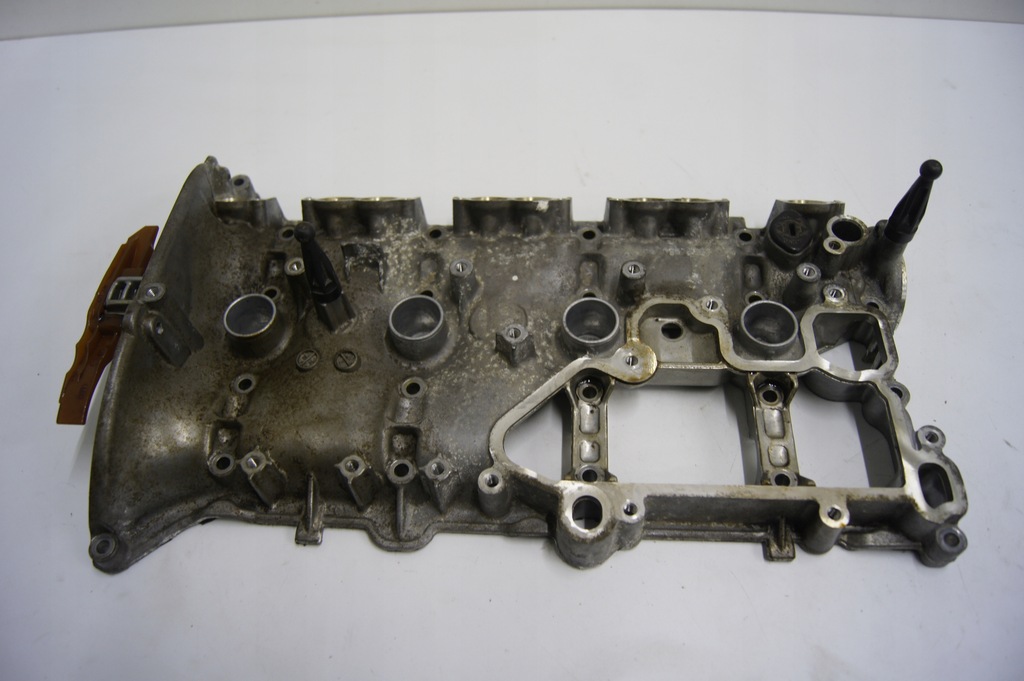 фото №5, Кришка клапанів alhambra ii 2.0 tsi 06k106475h