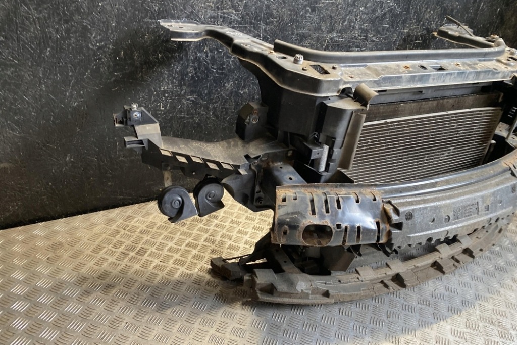 фото №3, Kompletny pas передній mini countryman r60 9802008 2012