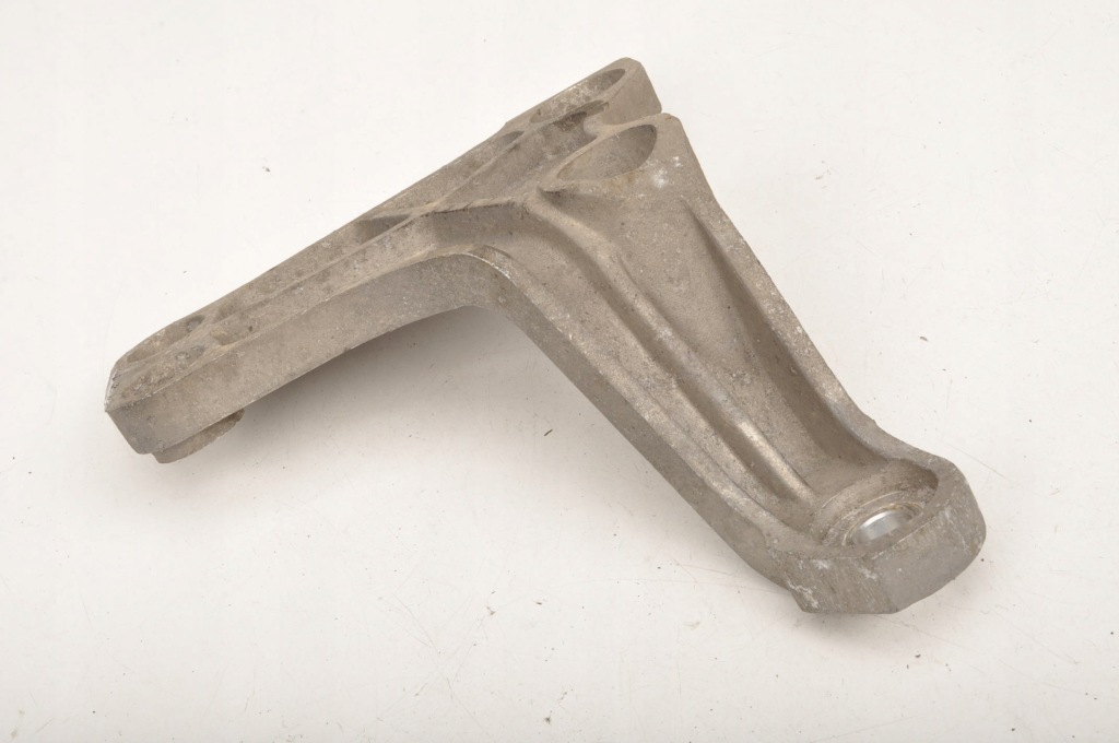 фото №3, Aston martin db9 6.0 кронштейн кронштейн spc1265