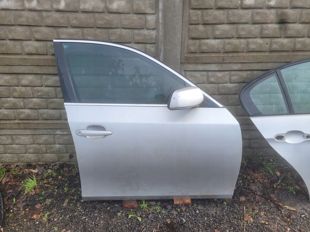 фото №1, Bmw 5 e60 e61 двері правий перед передні праве # mińsk maz.