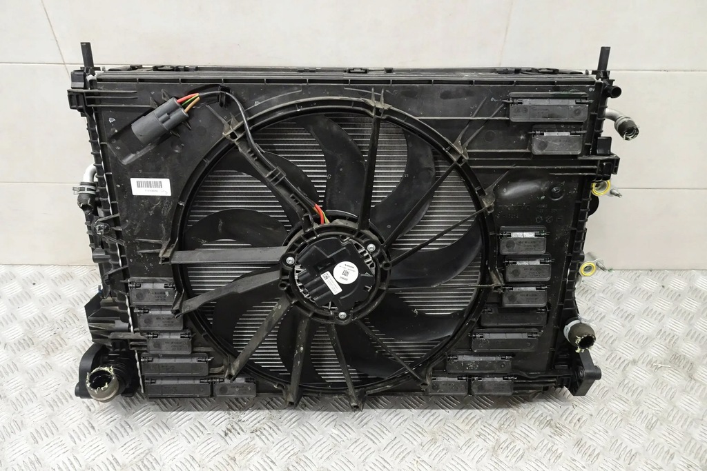 фото №15, Volvo xc60 ii lift kompletny перед бампер радіатор крила лампи капот 21