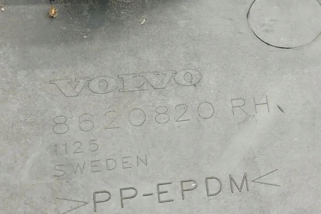 фото №15, Захист задні лівий лампи volvo xc90 i 8620820 2.9l бензиновий 200kw 2005