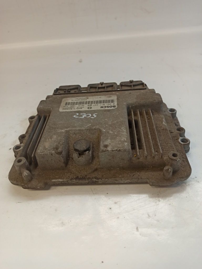 фото №6, Nissan primera p12 1.9 d блок керування двигуна 0281011237 8200284704 8200305678