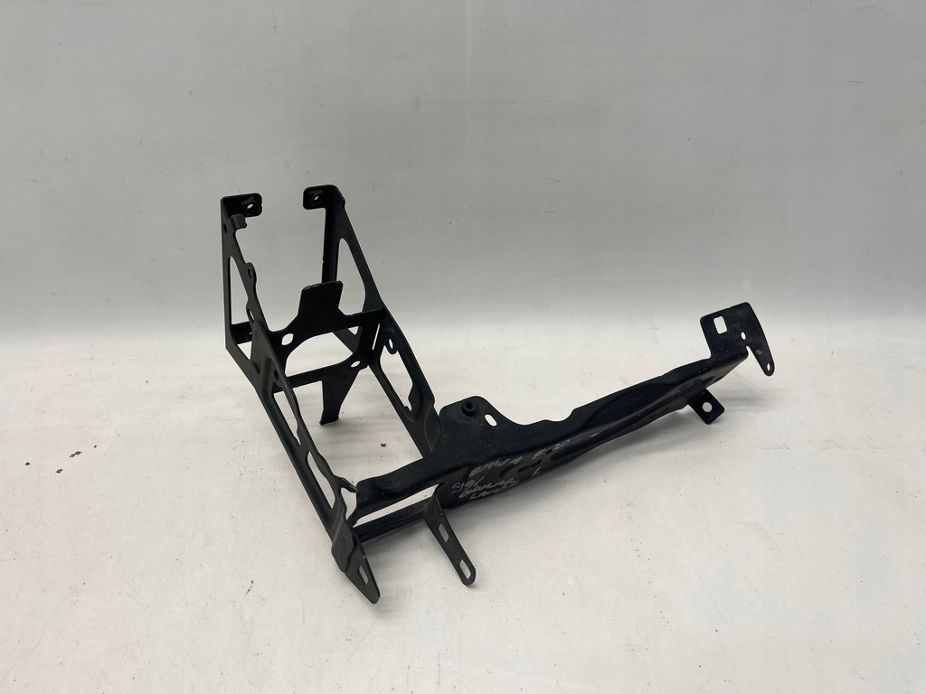 фото №1, Bmw 1 f20 панель фари правий кронштейн напрямна