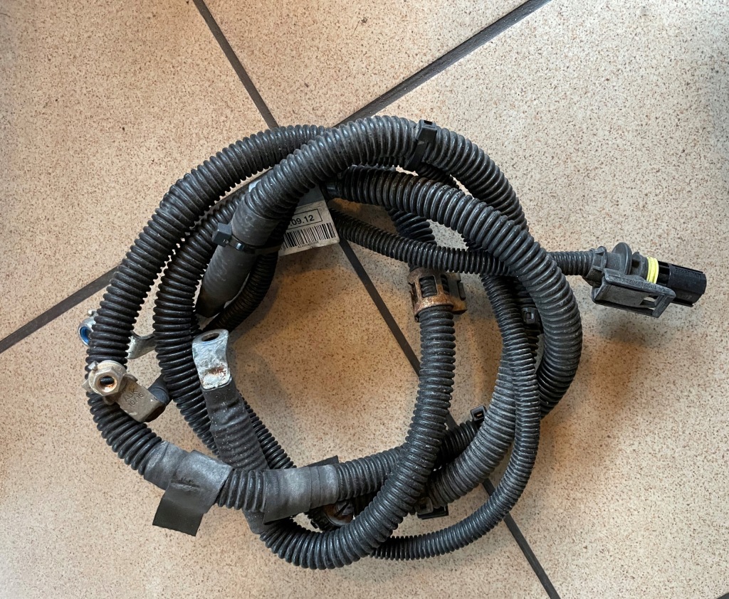 Купить Mercedes a klasa w176 шланг блок управления свеча