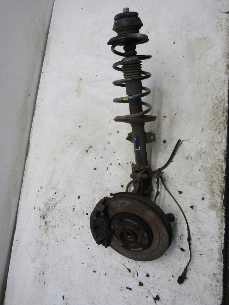 фото №1, Поворотный кулак левая передняя амортизационная стойка левый 1.0 tce dacia duster ii