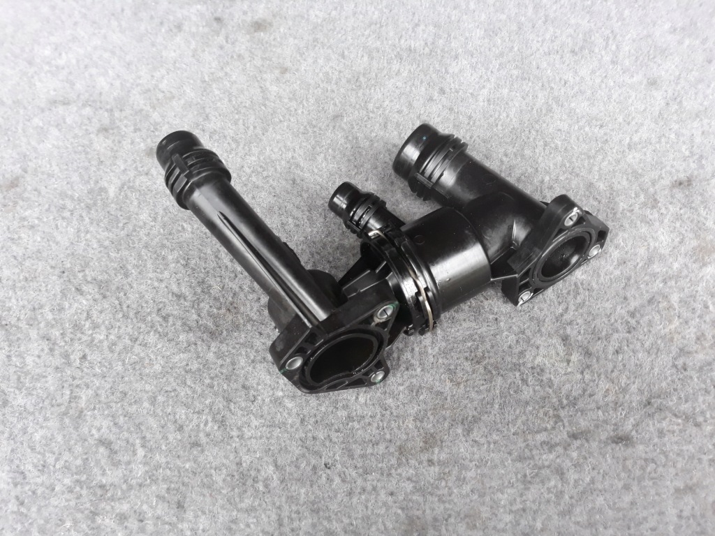 фото №1, Bmw оригинальный номер 8576289 nowa корпус термостата g05