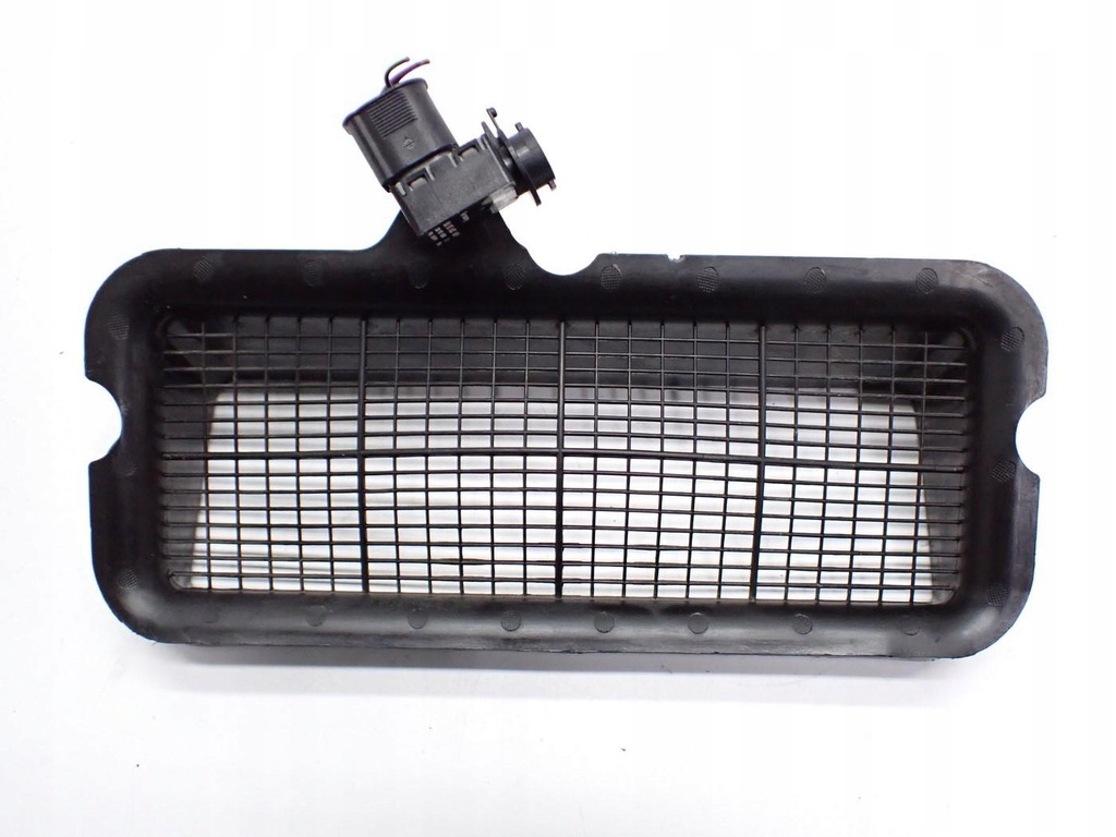 фото №1, Впуск повітрозабірник ловець решітка вентиляція повітря 5q0815479 vw t-roc 20r