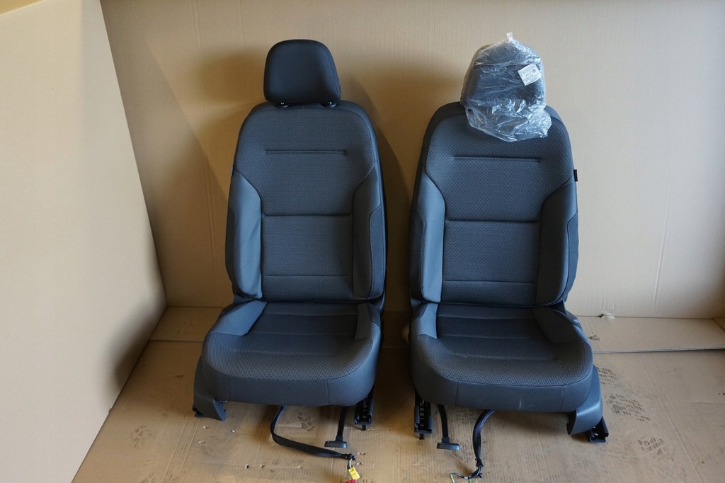 фото №15, Сиденья заднее сиденье vw golf vii lift nowe