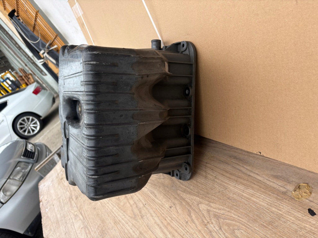 Mercedes atego euro 4 рік 2012 піддон масляна a9040103913 Оригінал