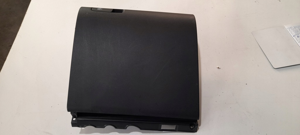 фото №1, Vw golf vi plus бардачок пасажира 5m1857097q