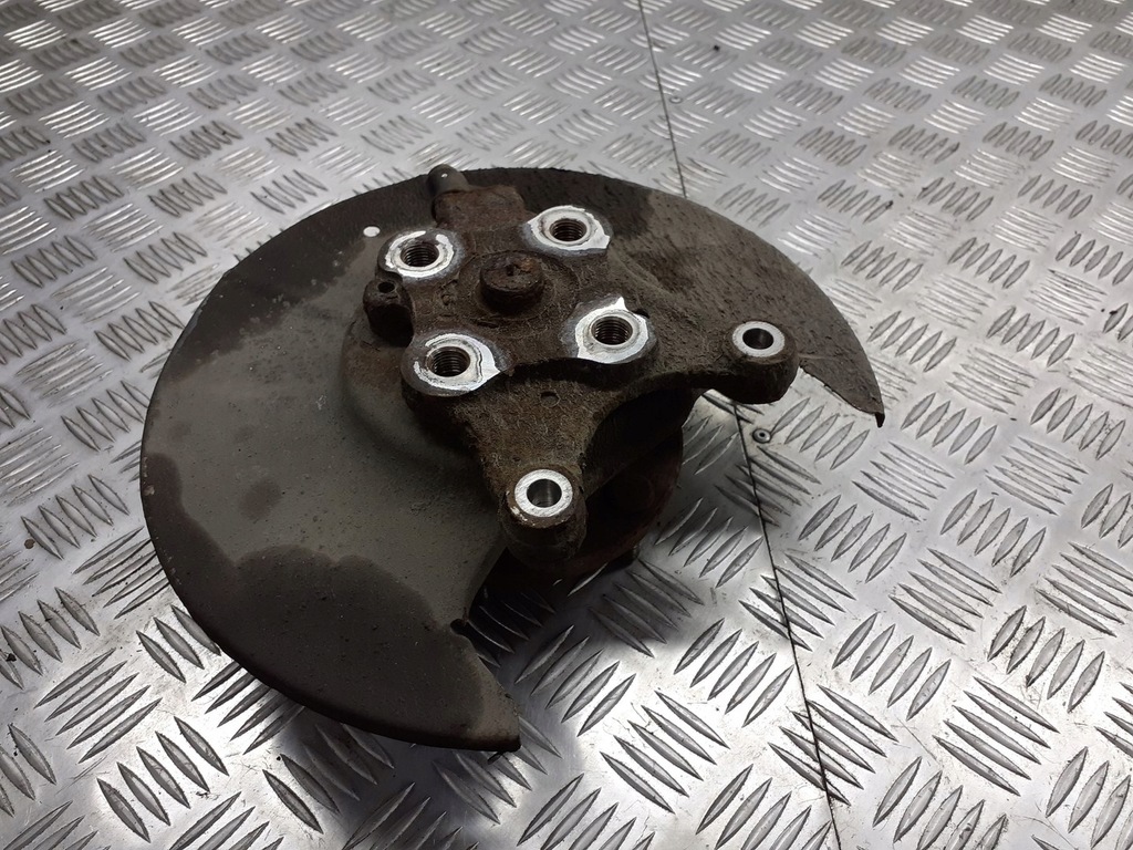 фото №2, Ступиця лівий задня mazda 6