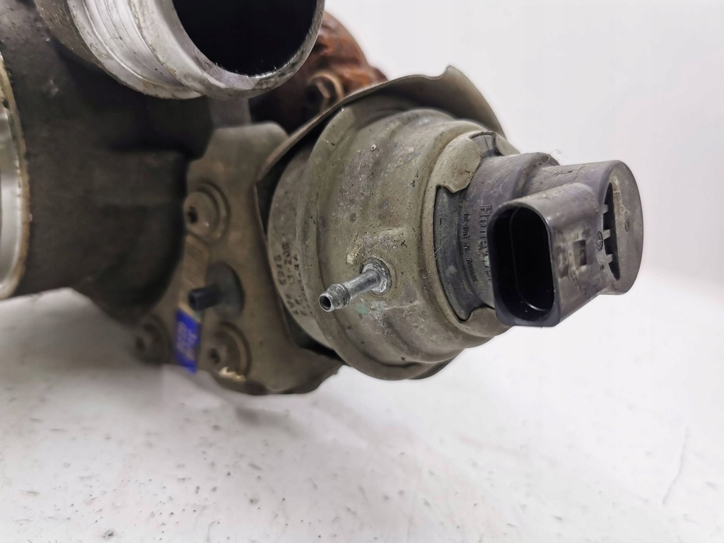 фото №9, Volvo v40 2013 турбина