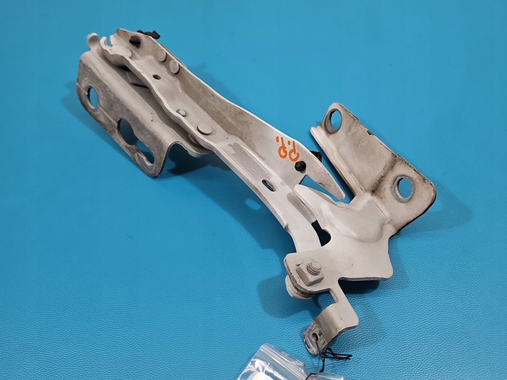 Купить Петля капот правый volvo v40 2 12- цвет: 707-46