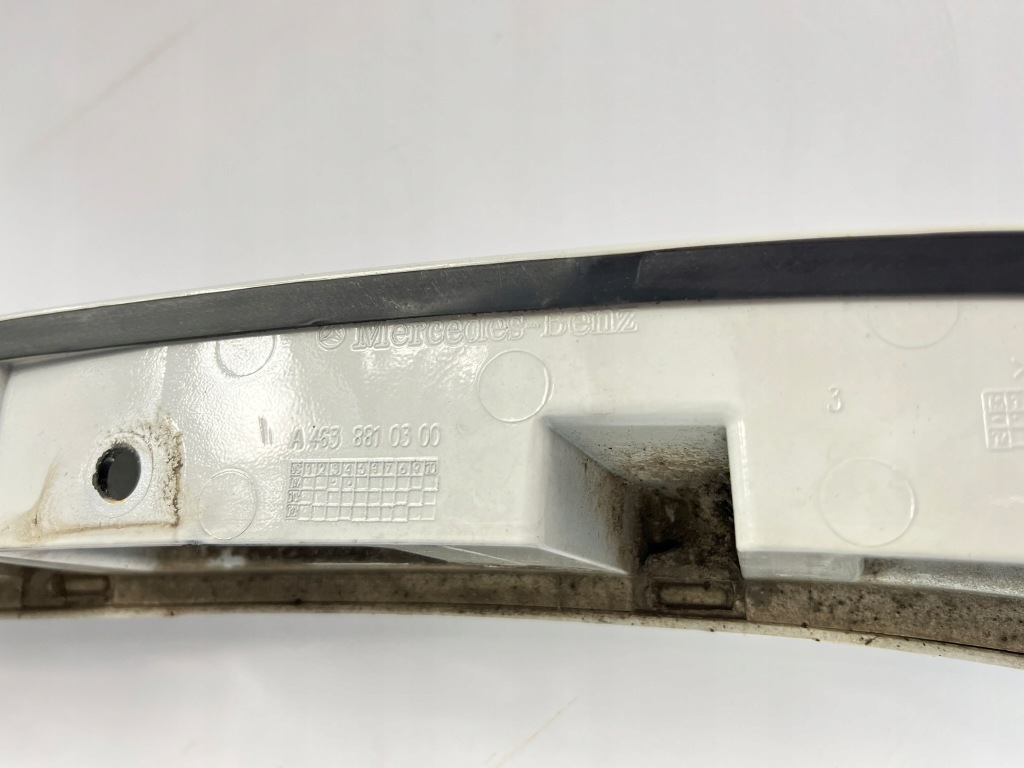Молдинг крила ліва mercedes w463 2018r рестайлінг  amg g63 g-klasa 4638810300 Недорого