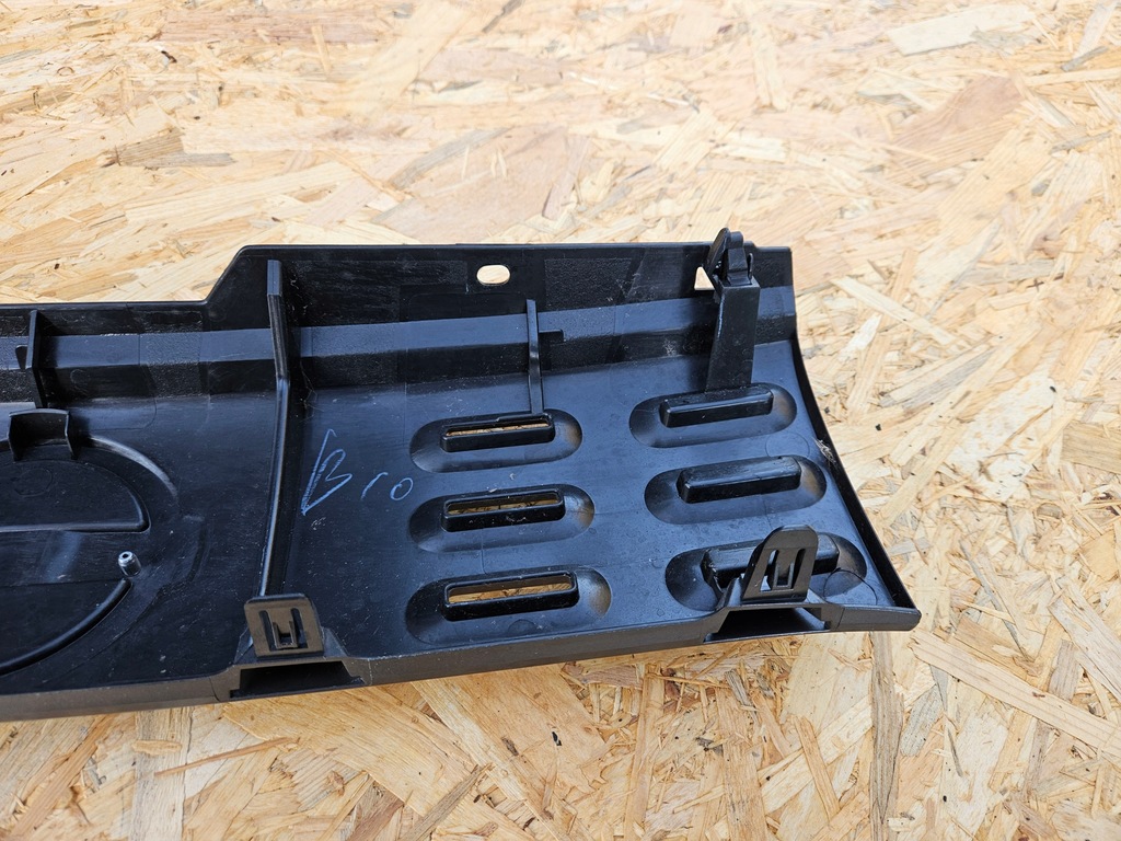 фото №10, Решітка радіатора решітка радіатора перед nissan cube z12 62070-1fa0a