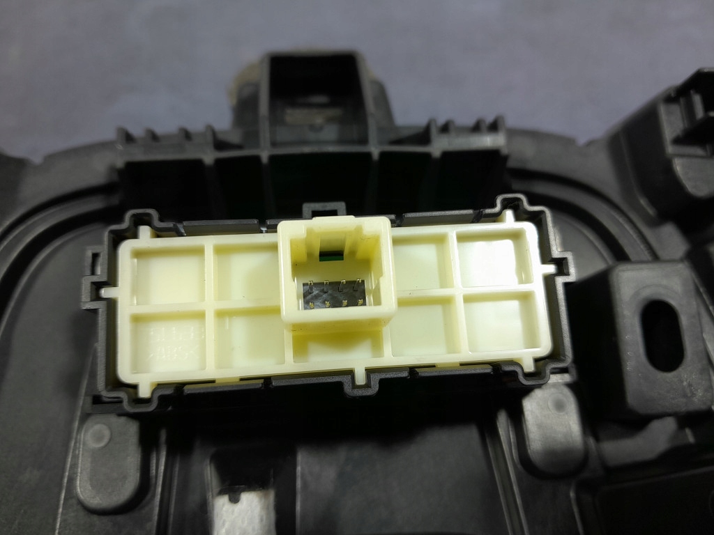 фото №8, Toyota corolla xii e21 1.8 hyb рамка важіль передач автоматична коробка передач 76l507-lh