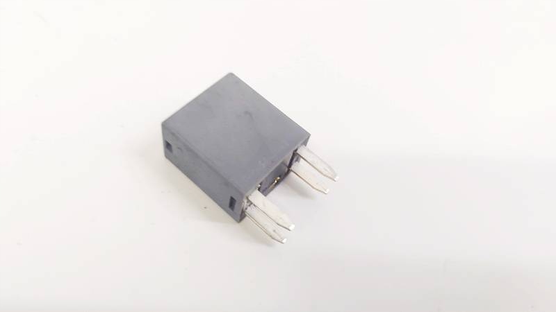 фото №1, Opel astra реле 2009 1.4l 13500114